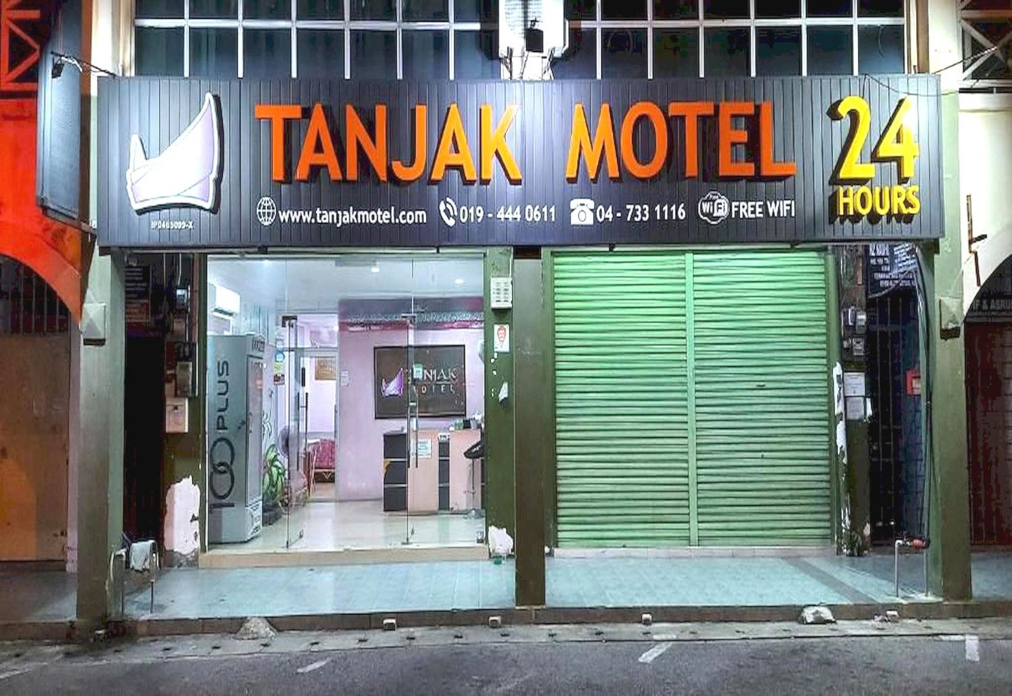 Oyo 90937 Tanjak Hotel Άλορ Σταρ Εξωτερικό φωτογραφία